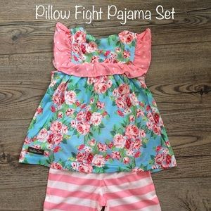 Nwt Matilda Jane pillow fight pj set size 2